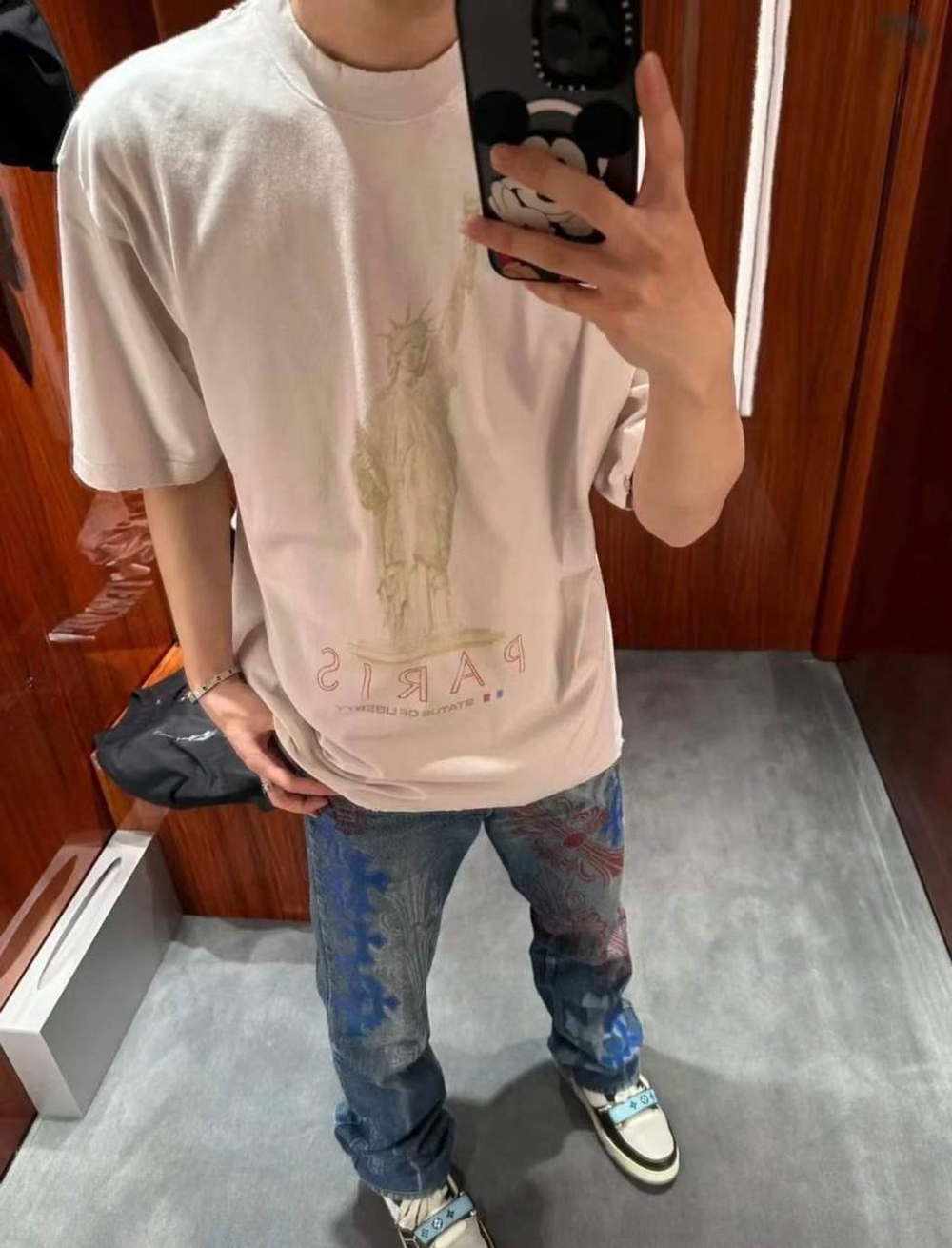 Футболка Balenciaga