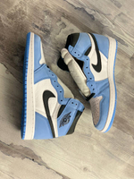 Air Jordan 1 Retro High OG University Blue