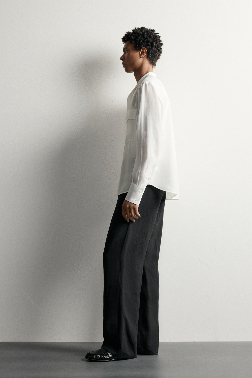 РУБАШКА RELAXED FIT ИЗ СТРУЯЩЕЙСЯ ТКАНИ — ZARA · 3501/826
