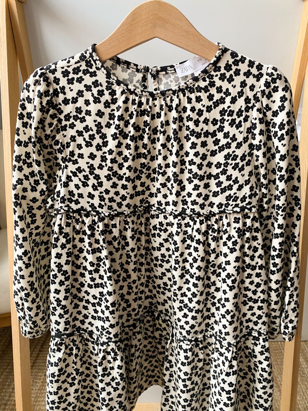 Платье Zara, 110