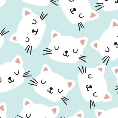 Милые белые котята