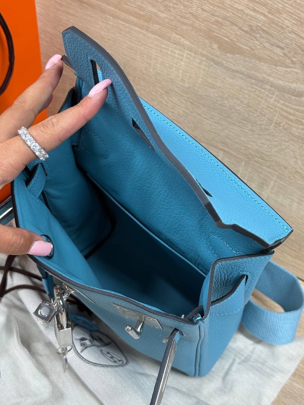 Нагрудная сумка слинг Hermes Kelly (Messenger) голубая