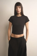 Футболка Slim Fit