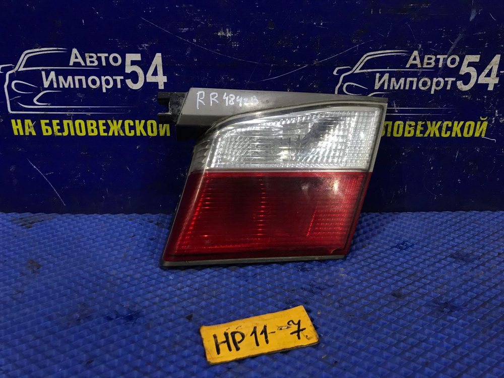 Вставка багажника правая NISSAN PRIMERA 1998