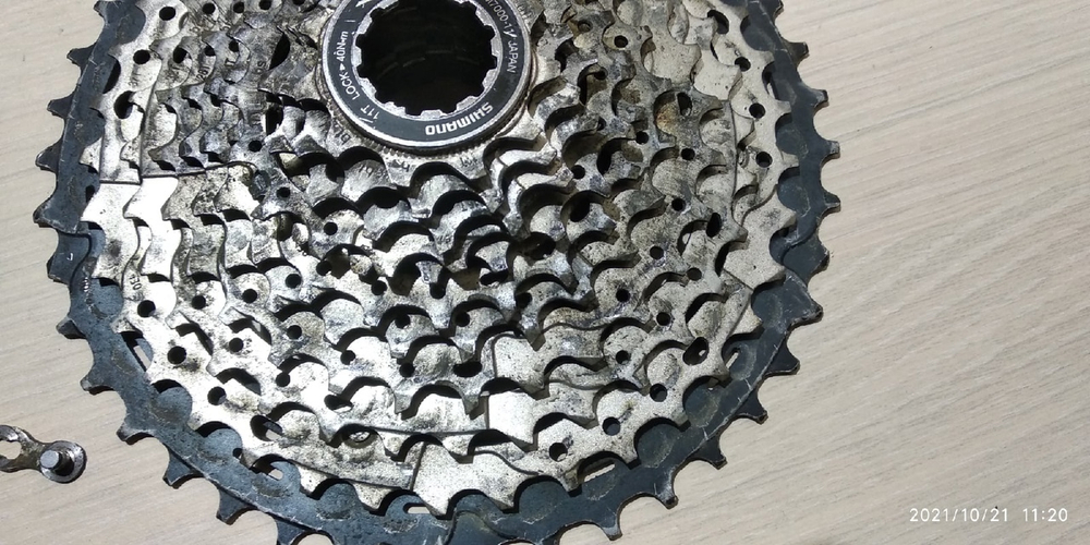 Кассета + цепь Shimano CS-M7000 кассета 11 ск. 11-42T