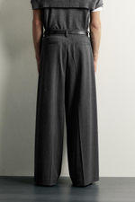 БРЮКИ WIDE FIT СО СКЛАДКАМИ — ZARA
