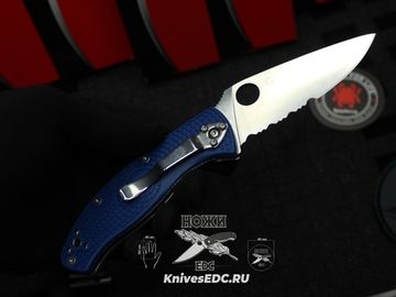 Складной нож Spyderco Tenacious Lightweight 122PSBL c клинком из стали CPM-S35VN, рукоять FRN