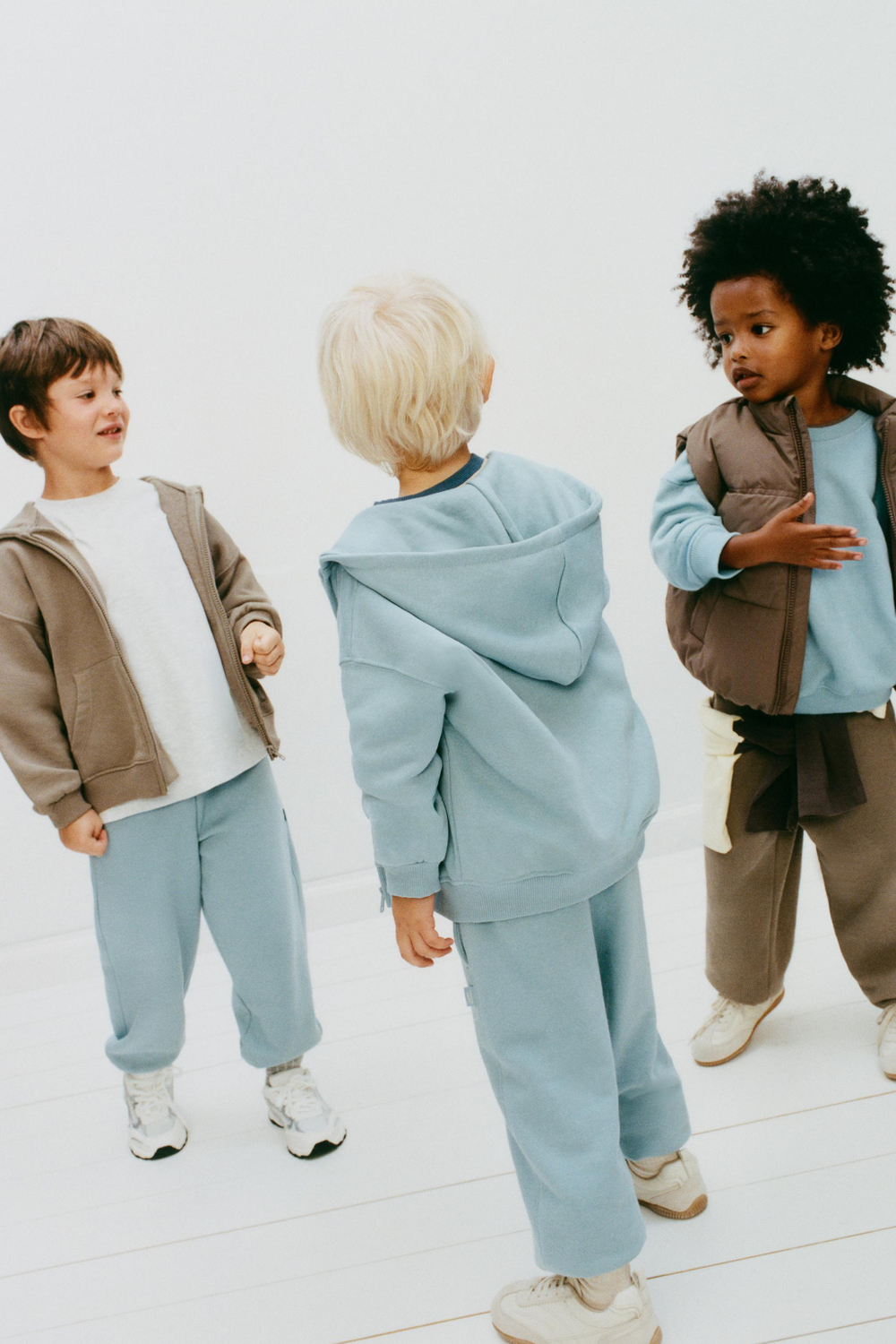 ZARA ОДНОТОННЫЕ БРЮКИ-ДЖОГГЕРЫ, ГОЛУБОЙ