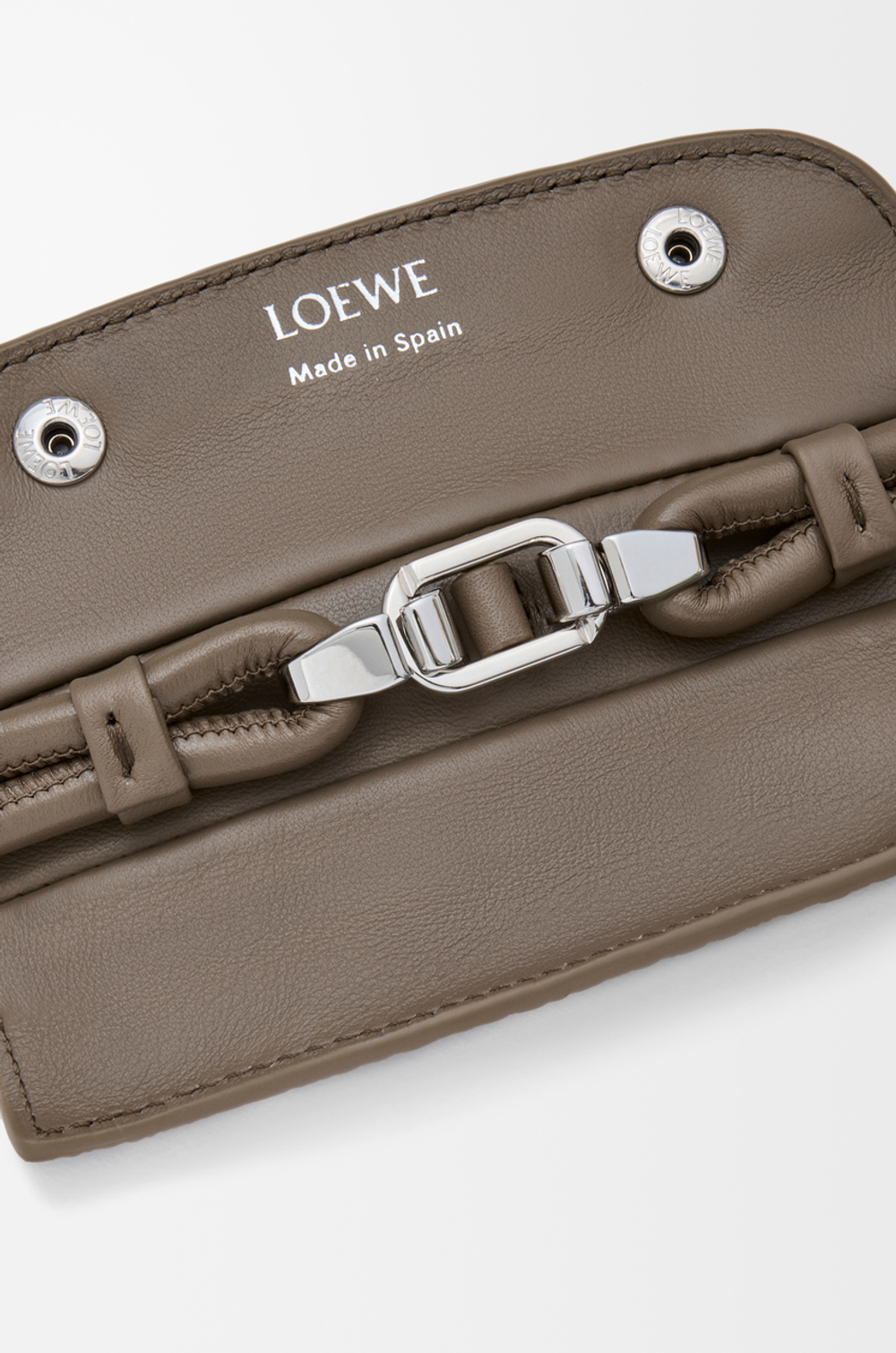 Loewe Большая сумка Madrid из мягкой зернистой телячьей кожи, серо-коричневый