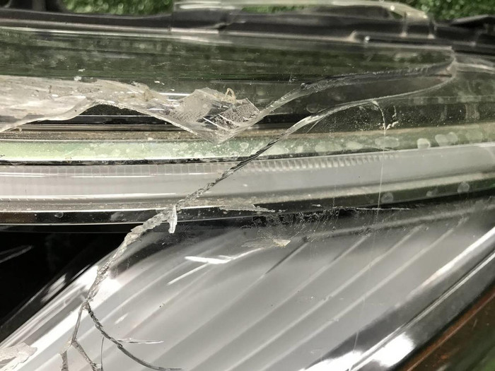 Битая Фара левая Infiniti QX80 (2017-2024) LED