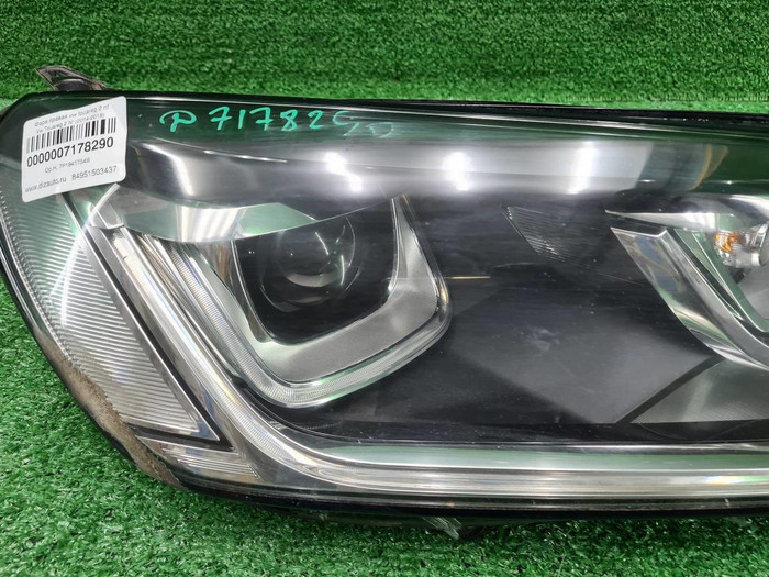 Фара правая VW Touareg 2 NF (14-18) ксенон