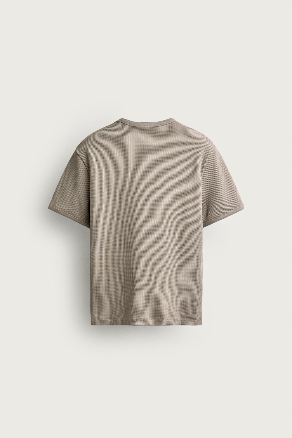 ФУТБОЛКА ИЗ РИФЛЕНОГО ТРИКОТАЖА — ZARA