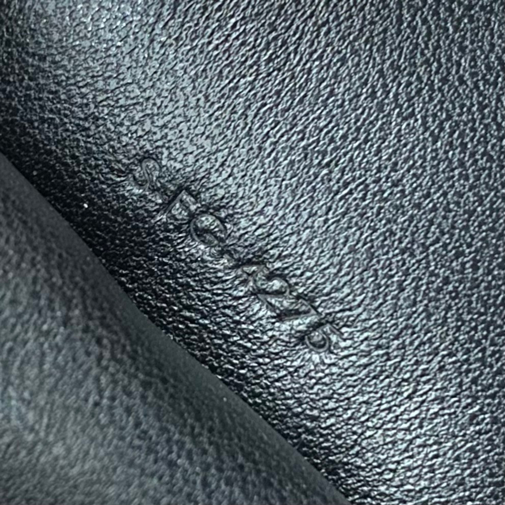 Sharp Pouch