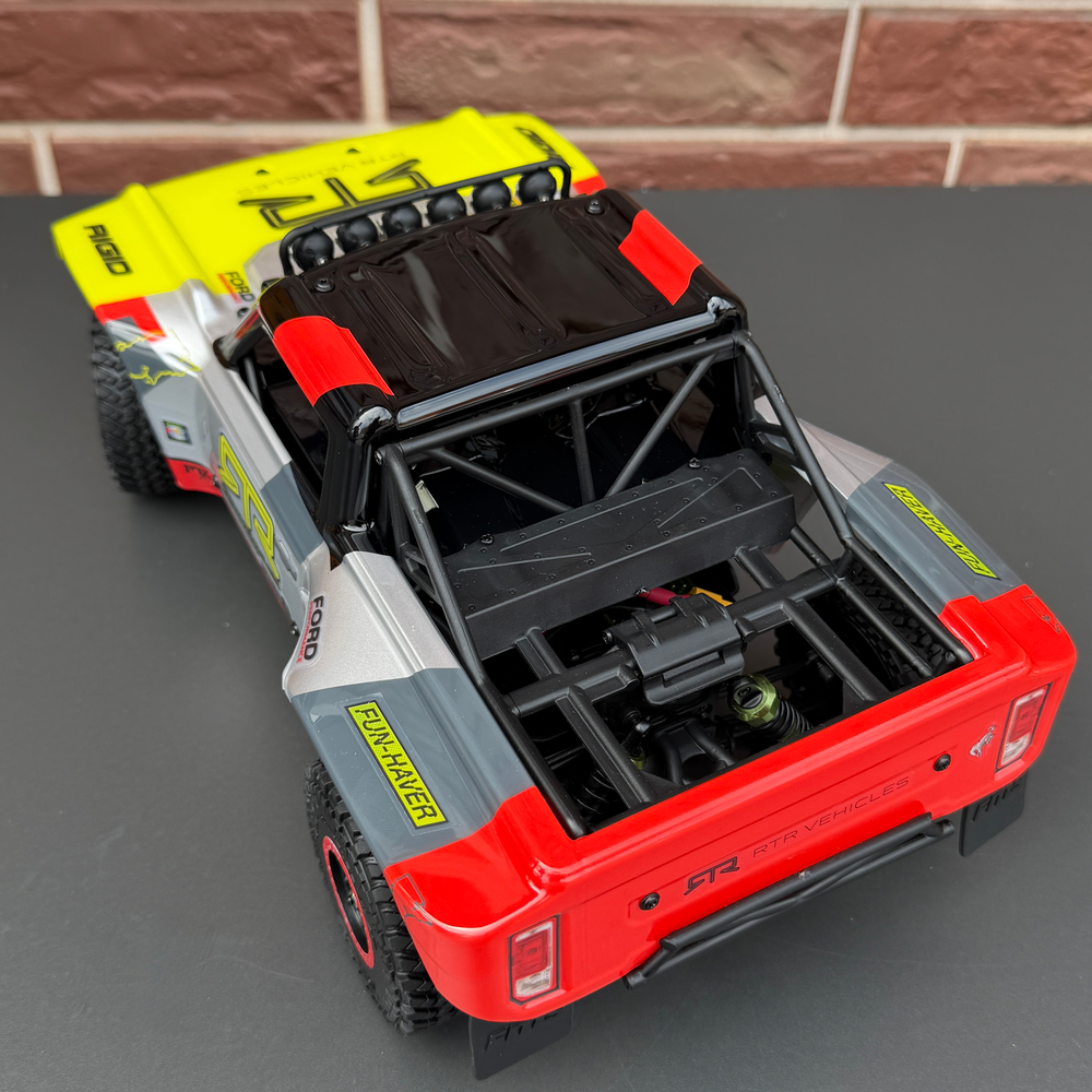 Шорткорс FMS 1:18 FSC18 Ford Bronco EB RTR