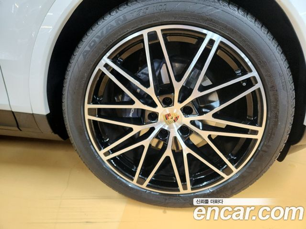 Porsche Cayenne 3.0 Coupe — 2024