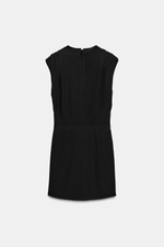 МИНИ-ПЛАТЬЕ СО СБОРКАМИ И ПОДПЛЕЧНИКАМИ — ZARA