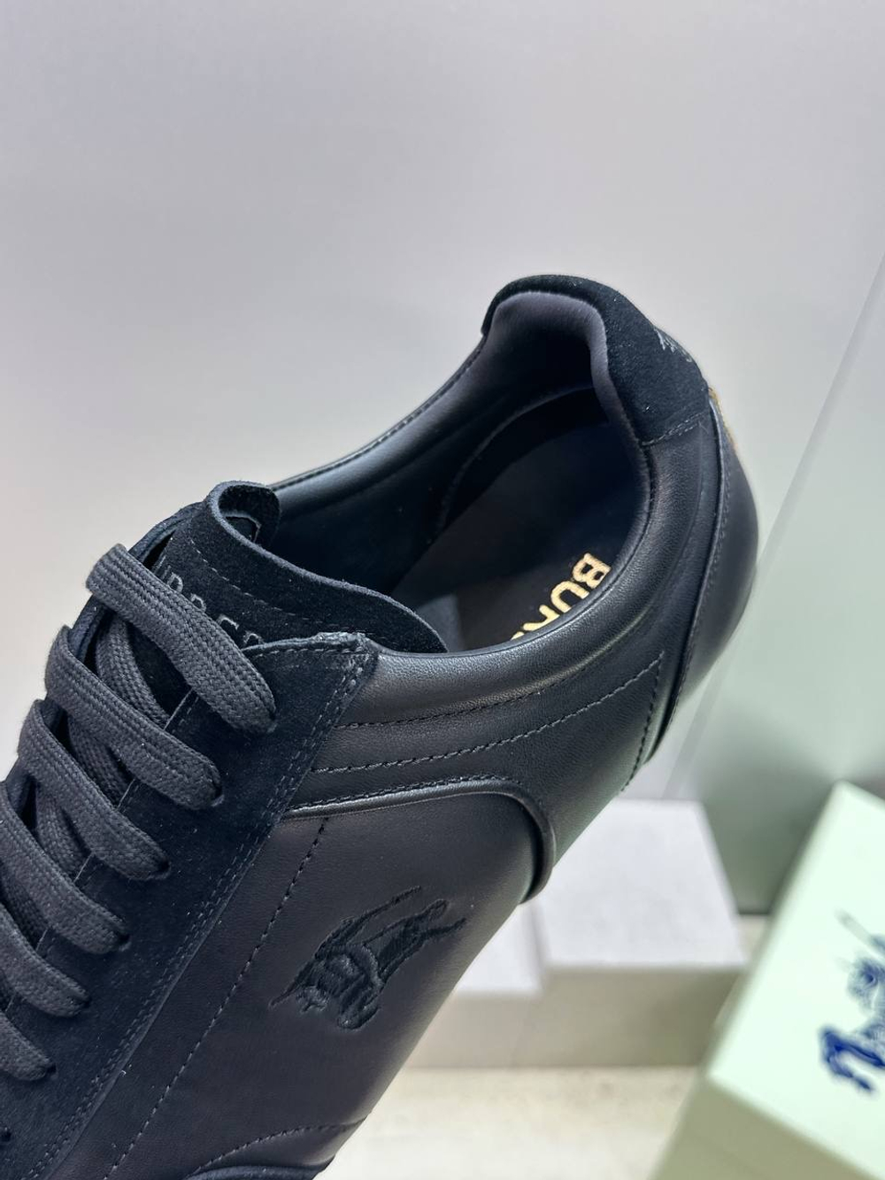 Кроссовки Burberry Leather Knight