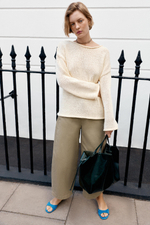 СВИТЕР В РУБЧИК С ВЫРЕЗОМ ЛОДОЧКОЙ — ZARA