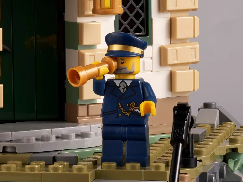 Конструктор LEGO Ideas 21335 Моторизованный маяк