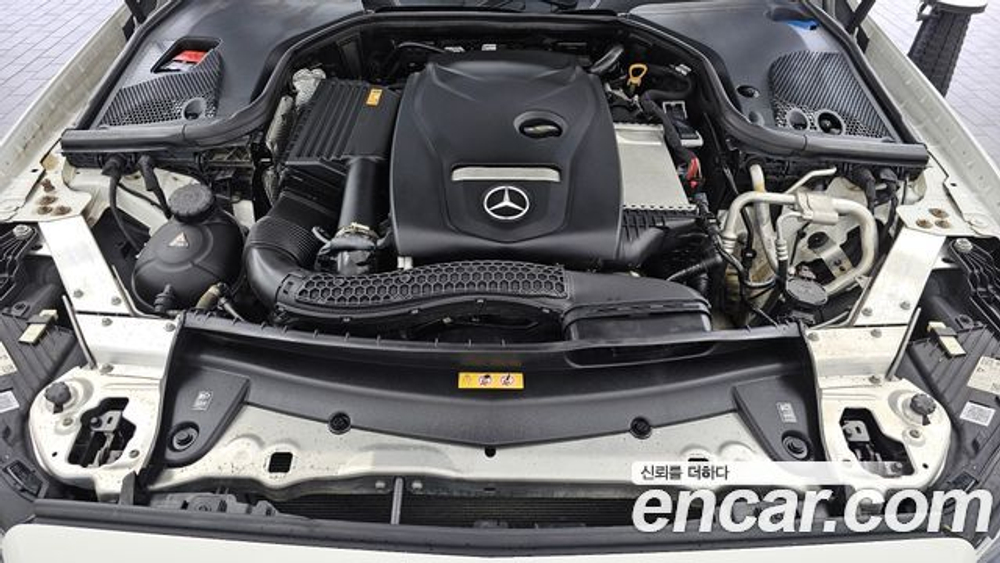 Mercedes-Benz E-Class E250 Exclusive — 2021