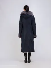 Дубленка зимняя натуральная с капюшоном длинная и теплая