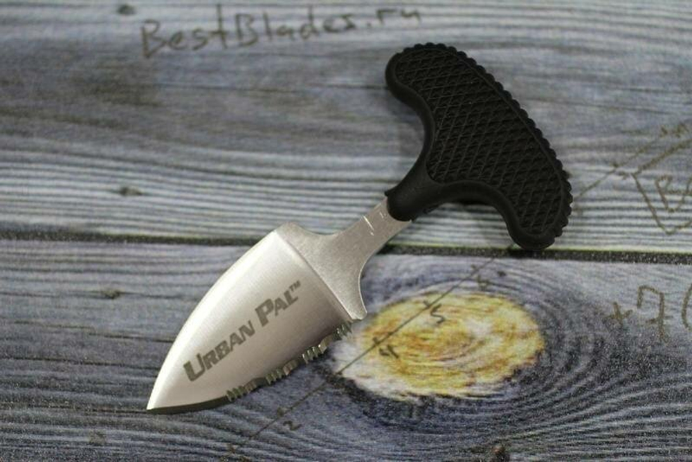 CS_43LS Urban Pal - нож с фикс. клин., AUS8A, резин. рук-ть пластиковые ножны