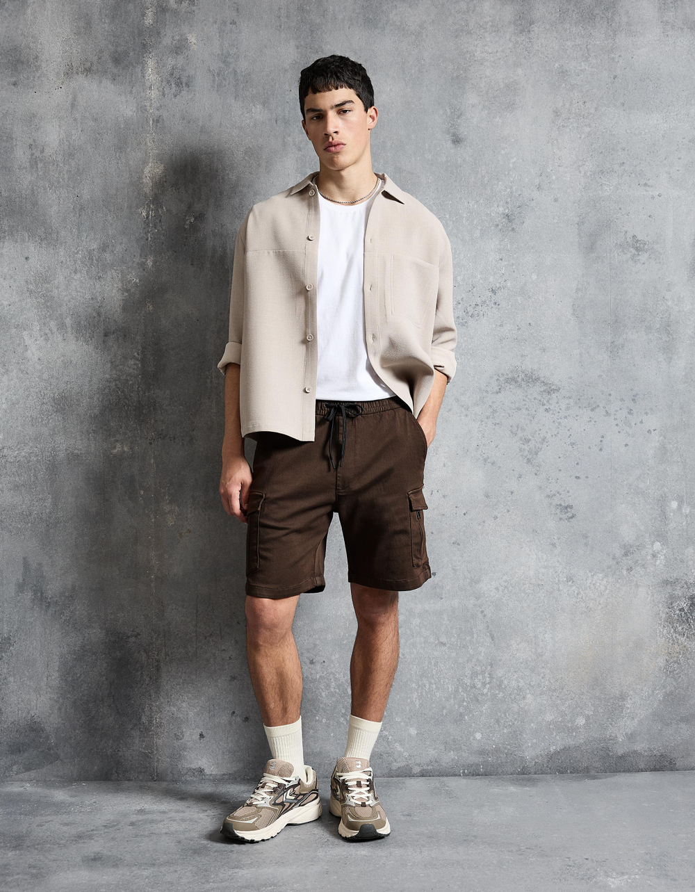 Мужские бермуды карго прямого кроя - BERSHKA