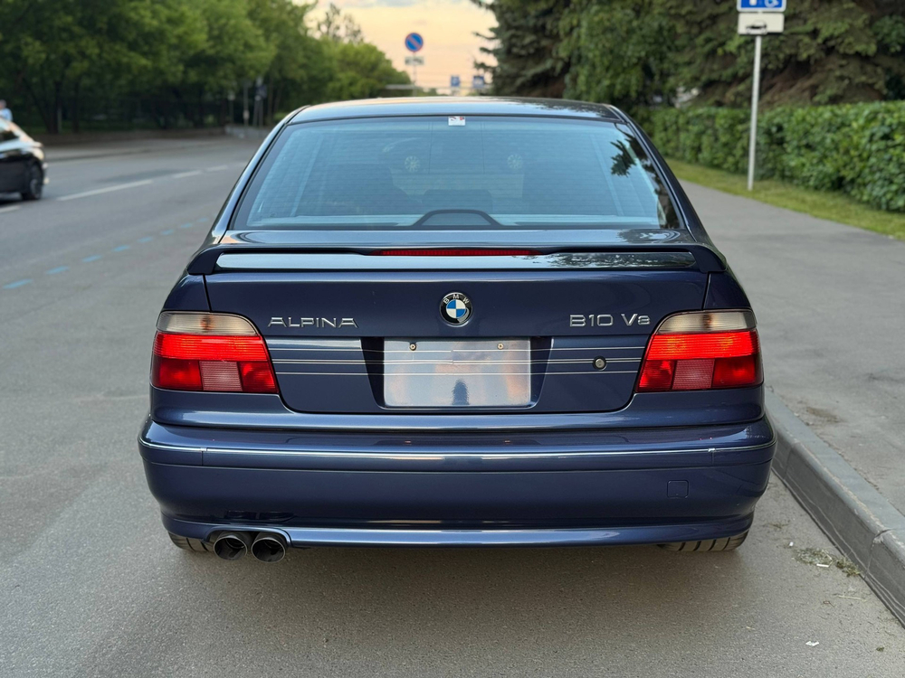 Alpina B10