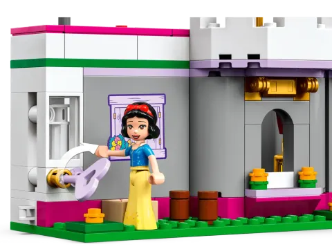 Конструктор LEGO Disney 43205 Сказочный замок приключений