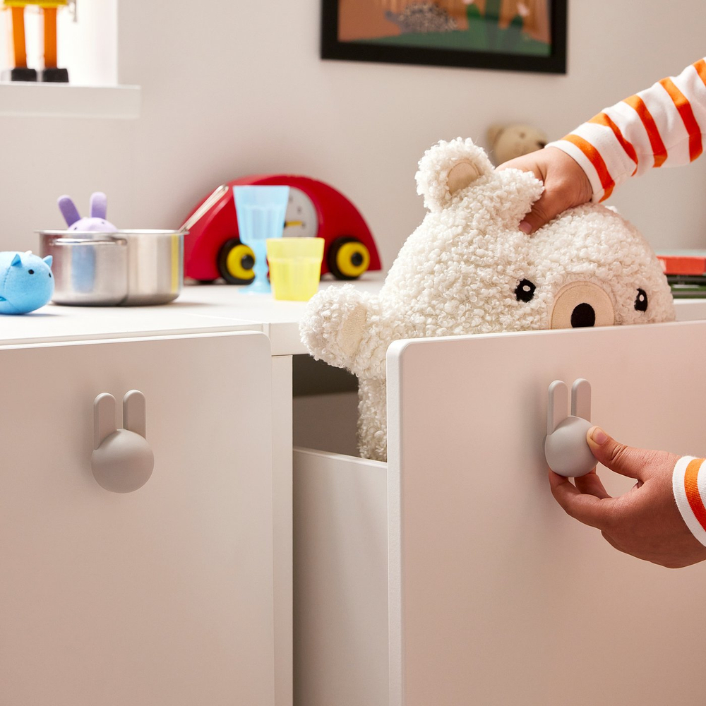 IKEA GREJSIMOJS  (ИКЕА ГРЕЙСИМОЙС)  -  Ручка-кнопка - светло-серая/кролик, 38 мм
