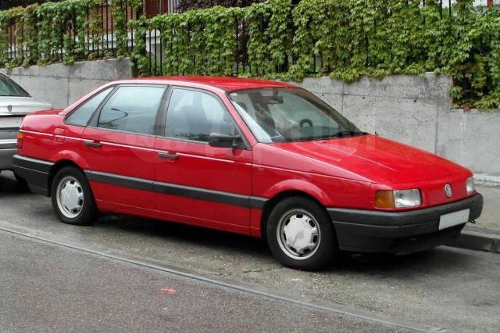 Арка левая Volkswagen Passat B3 1988-1993 (Klokkerholm) седан