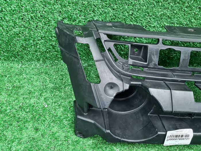 Кронштейн решетки радиатора Ford Kuga 2 (12-16)