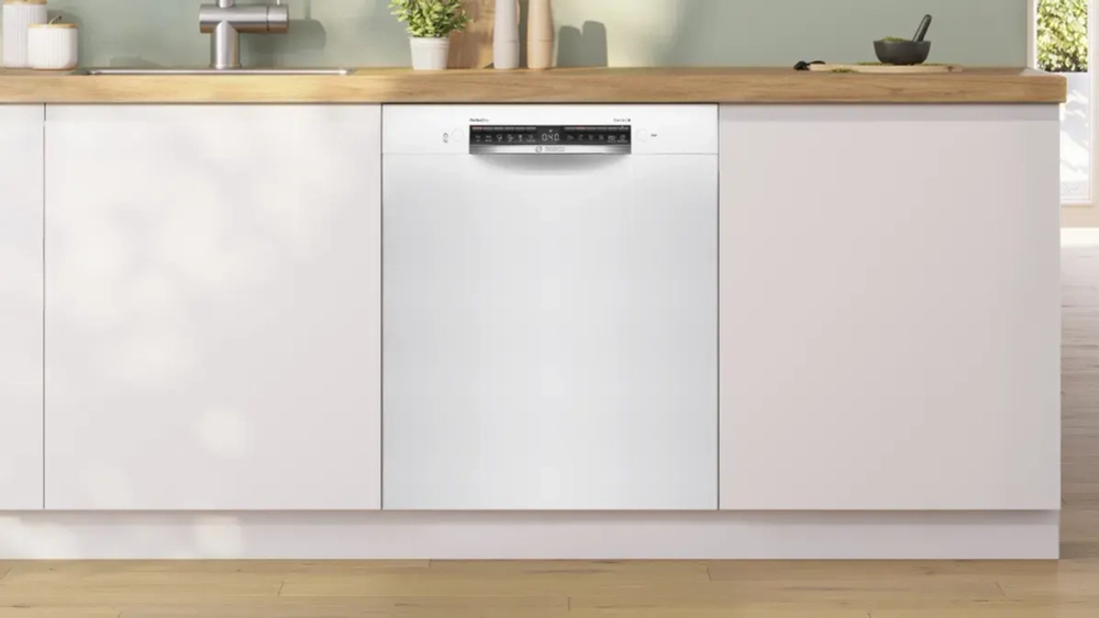 Полувстраиваемая посудомоечная машина Bosch SMU6ZCW00S