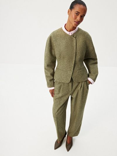 Фигурный жакет из шерсти «Оливка»