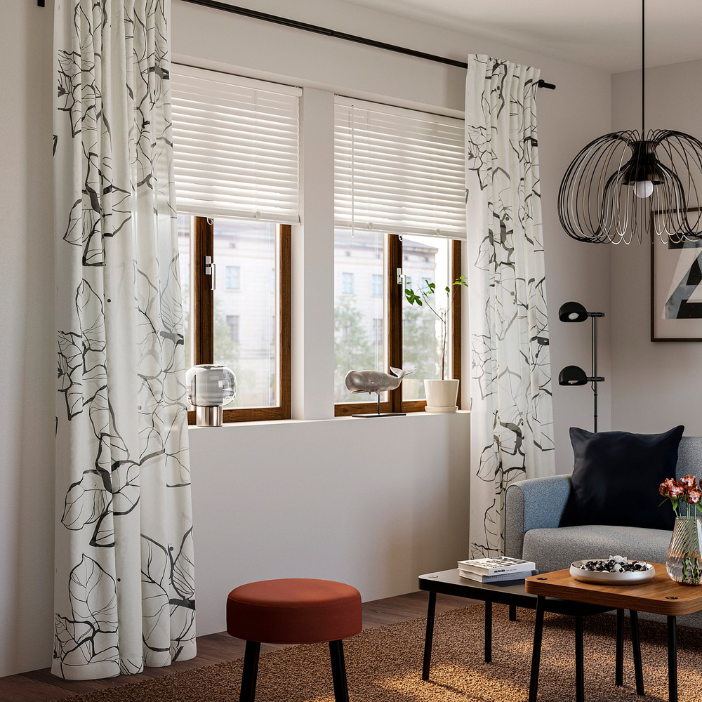 IKEA PELARKÖRSBÄR  (ИКЕА ПЕЛАРКЁРСБЭР)  -  Гардина, 2 шт. - белый/черный цветочный узор/на ленте 145х250 см