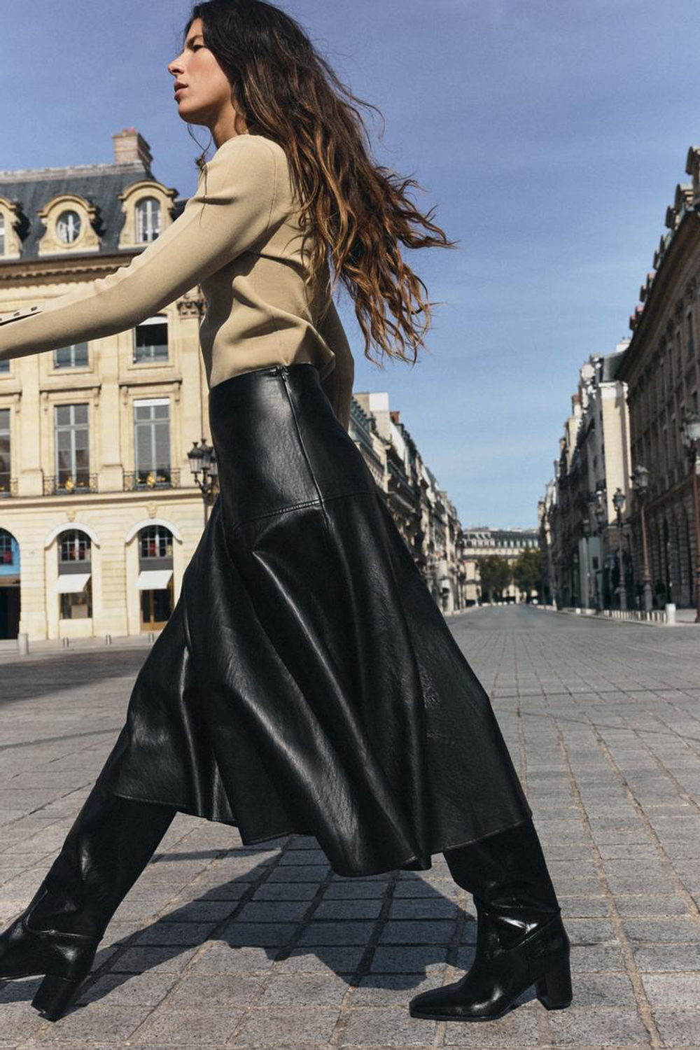 ZARA ТРИКОТАЖНЫЙ ПОЛО С ПЛАНКАМИ, РЫЖЕВАТО-КОРИЧНЕВЫЙ