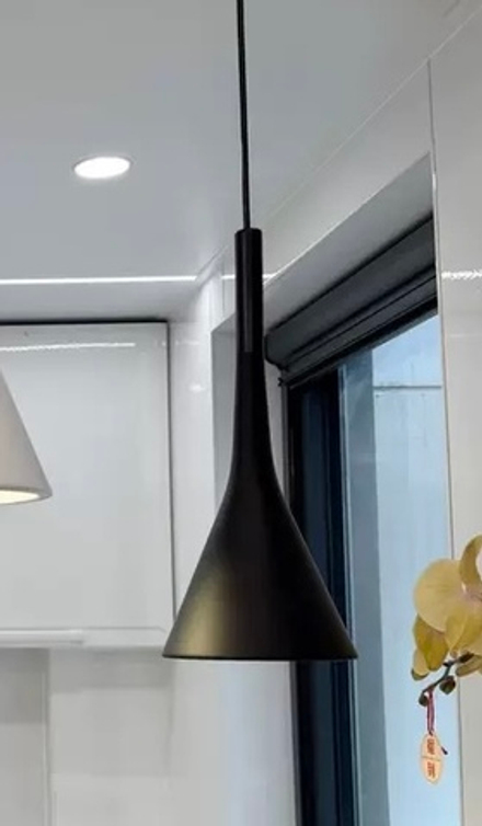 Pendant design lamp Aplomb by Foscarini (Black)