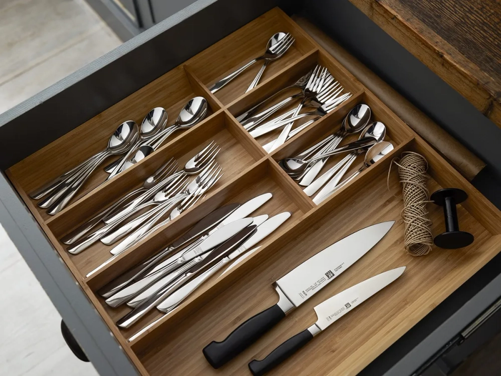 Zwilling Набор из 4 четырех звездных ножей в блоке + ножницы EAN 4009839537462