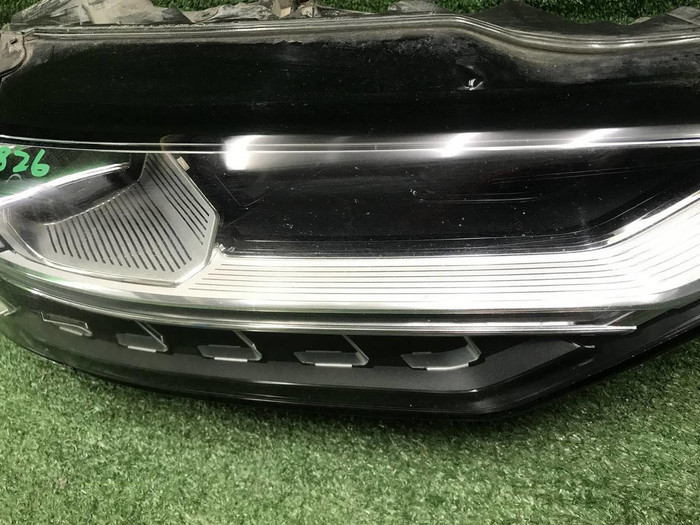 Фара правая Audi A8 4 D5 (2017-2022) LED