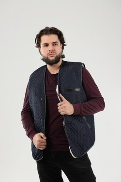 Жилет мужской из стеганной ткани