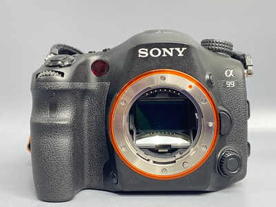 Sony A99 11.700 кадров