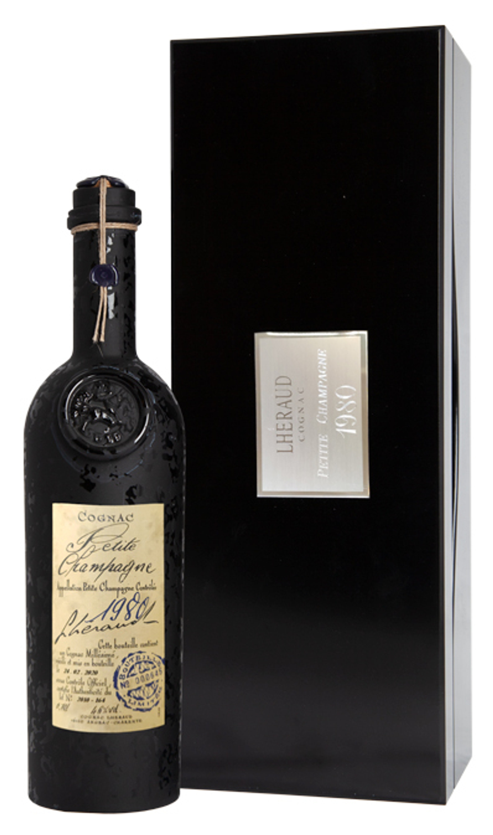 Коньяк Lheraud Cognac 1980 Petite Champagne п/уп (дерево), 0.7 л