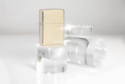 Зажигалка ZIPPO Logo с покрытием Champagne, латунь/сталь, золотистая, глянцевая, 38x13x57 мм, шт