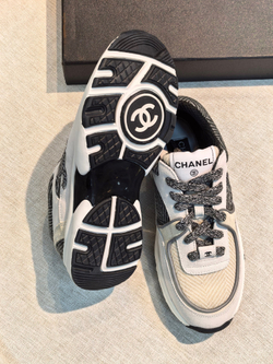 Кроссовки Chanel