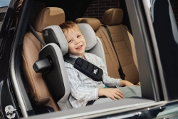 Автокресло 2/3 Britax Roemer KIDFIX PRO i-SIZE Style Carbon Black, 3,5 до 12 лет, 15-36 кг (100-150 см), isofix, черный