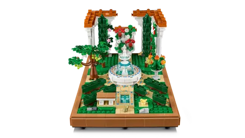 Конструктор LEGO Icons 10359 Сад с фонтаном