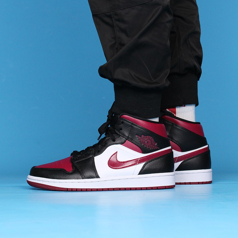 Jordan 1 Mid Bred Toe GS