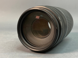 Canon EF 75-300mm 4-5.6 III микроцарапины.