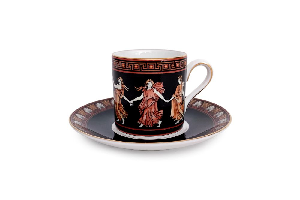 Кофейная пара «Танец этрусков» (Etruscan Dance) из юбилейной серии, выпущенная к 200-летию мануфактуры