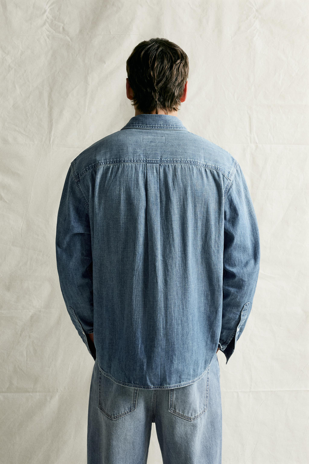ДЖИНСОВАЯ РУБАШКА REGULAR FIT — ZARA · 4470/325